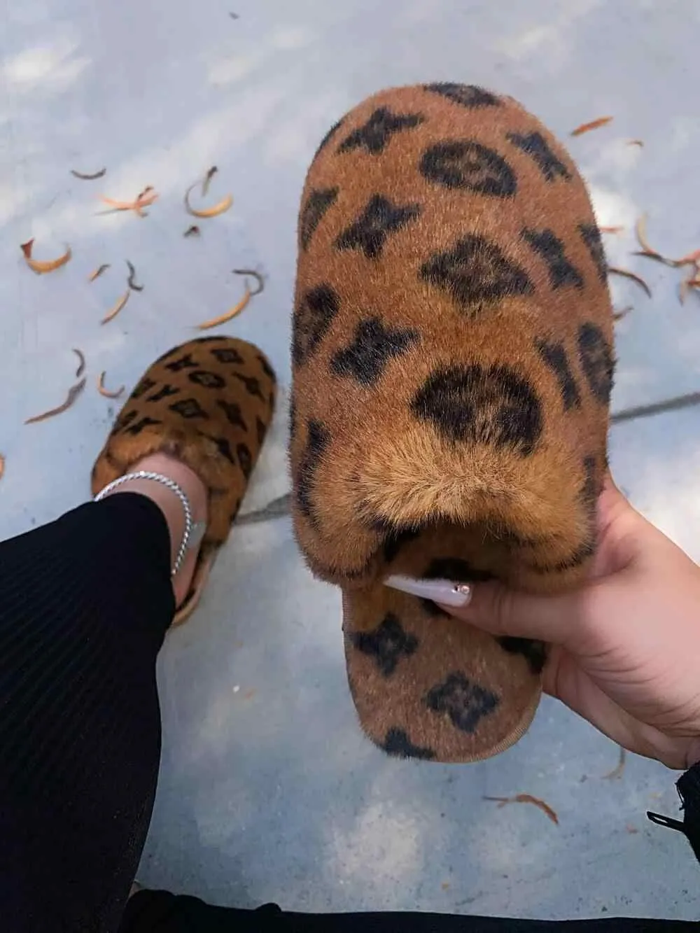 Ladies inspired monogram plush comfy slides slippers