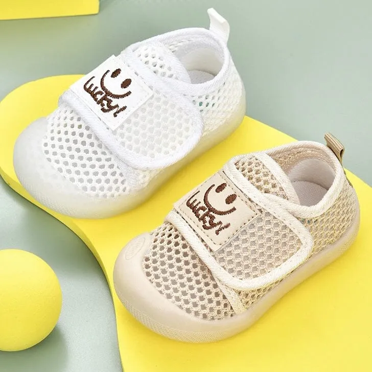 Lucky Smiley Mesh First Walker Sneakers