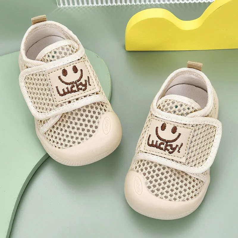 Lucky Smiley Mesh First Walker Sneakers