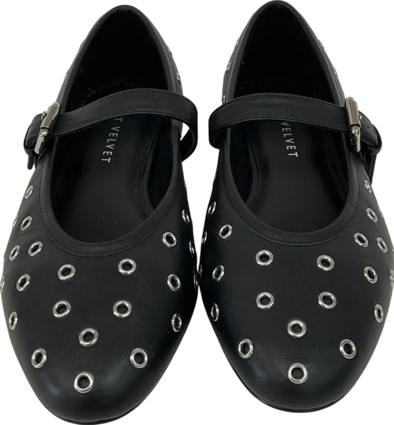 Mint Velvet Black Leather Eyelet Pumps UK 7 EU 40 👠